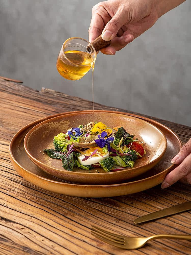 Nordic-Style Ceramic Plate - Glazed Finish